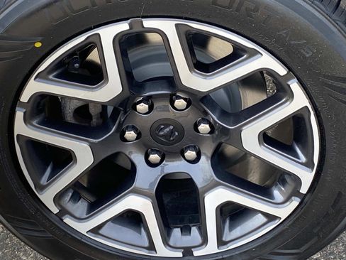 Used 2025 RAM 1500 Laramie image 26