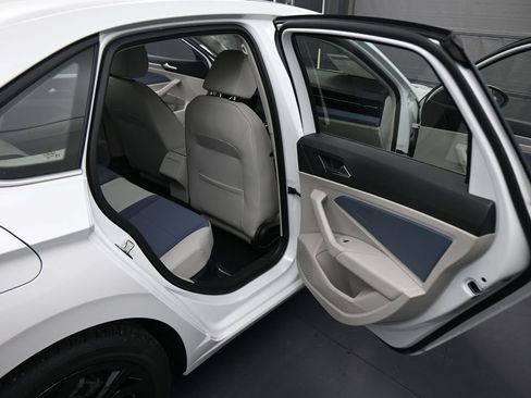 New 2026 Volkswagen Jetta SE image 38