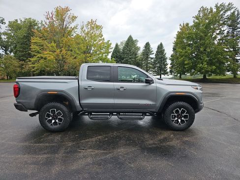 Used 2025 GMC Canyon AT4 w/ AT4X Package AWD/4WD image 7