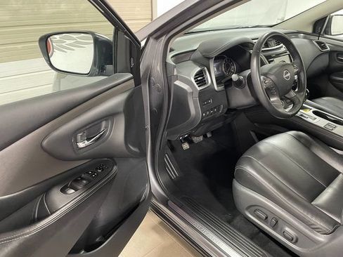 Used 2024 Nissan Murano SV AWD/4WD image 10