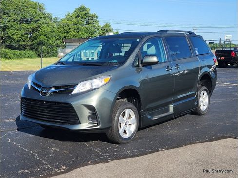Used 2020 Toyota Sienna LE FWD image 15