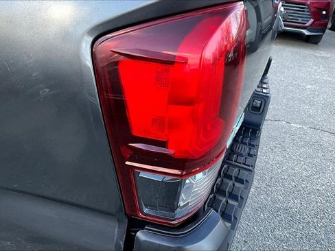 Used 2021 Toyota Tacoma SR AWD/4WD image 26