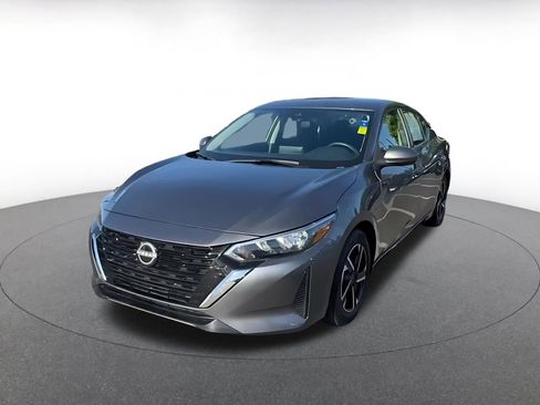 Used 2025 Nissan Sentra SV FWD image 7