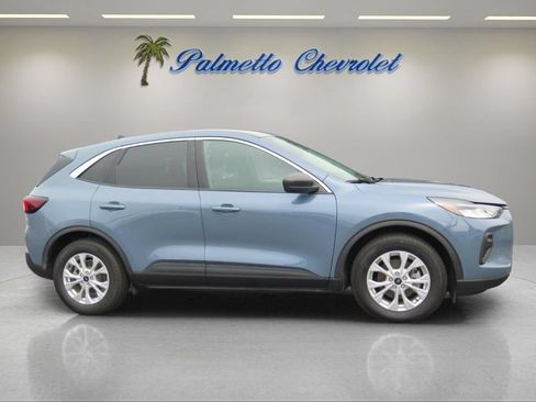 Used 2024 Ford Escape Active w/ Tech Pack #1 FWD image 2