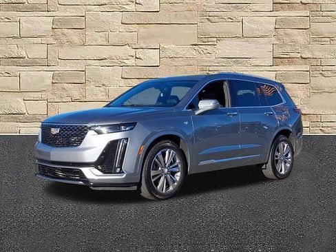 Certified 2025 Cadillac XT6 Premium Luxury image 1