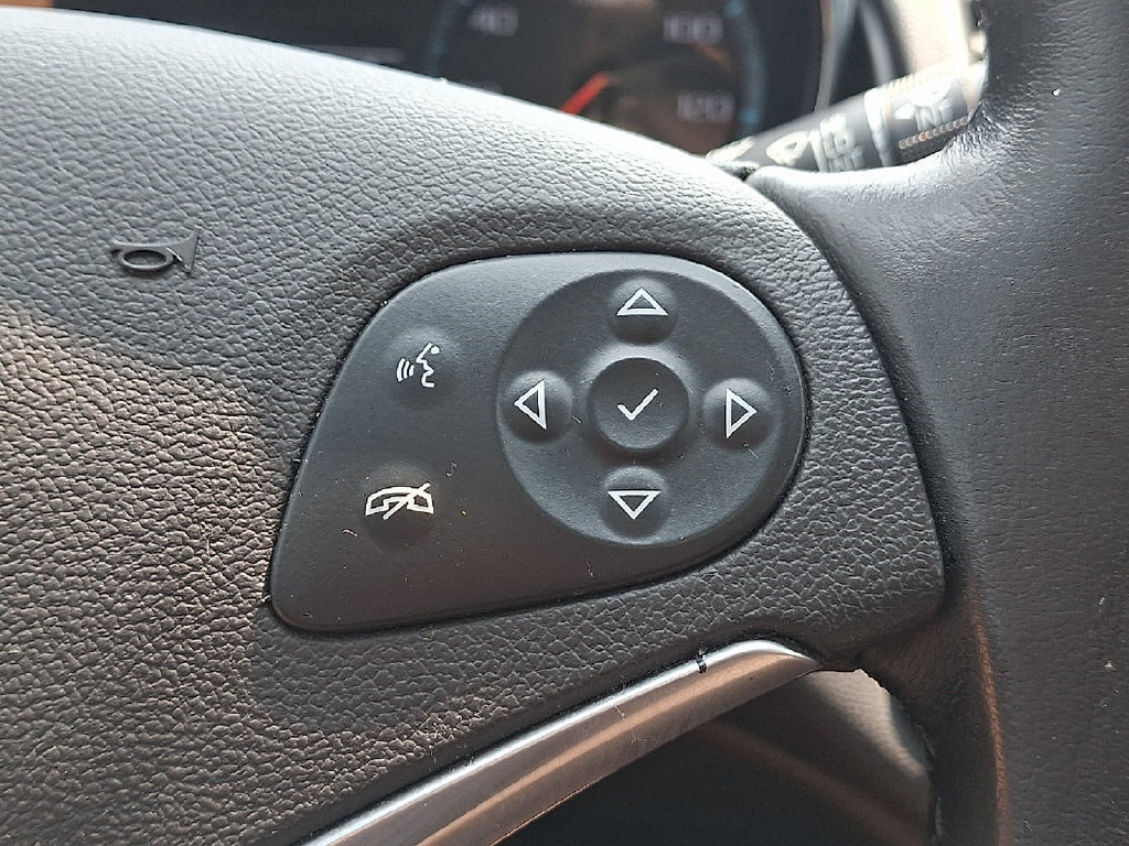 Used 2019 Chevrolet Impala LT FWD image 18