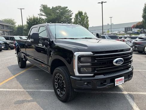 Used 2025 Ford F350 Platinum w/ FX4 Off-Road Package AWD/4WD image 2