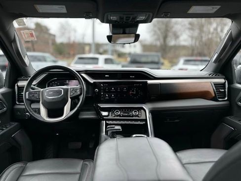 Used 2024 GMC Sierra 1500 Denali w/ Technology Package image 16