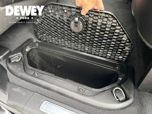 Used 2019 RAM 1500 Laramie AWD/4WD image 34