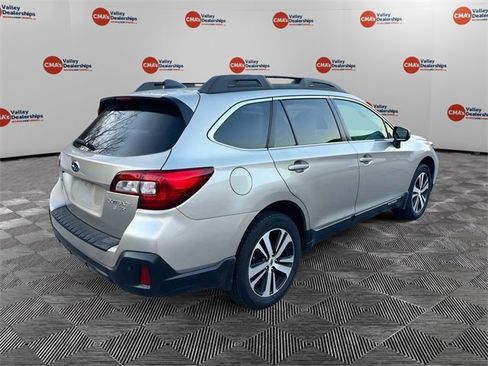 Used 2019 Subaru Outback 3.6R Limited w/ Popular Package #2 image 7