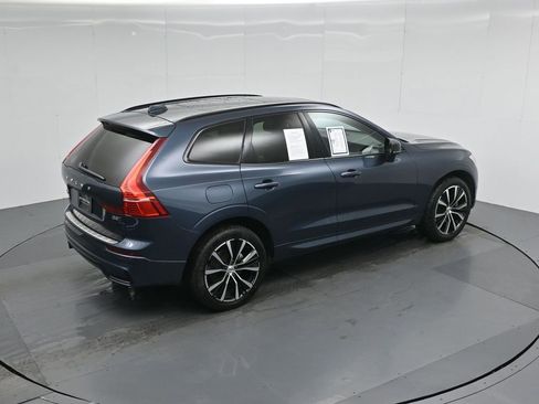 Used 2023 Volvo XC60 B5 Plus image 41