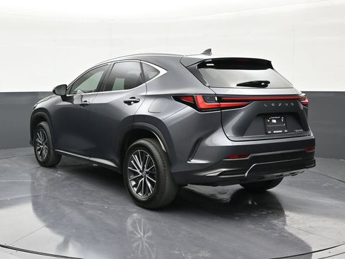 Used 2023 Lexus NX 250 FWD w/ Towing Package (2000 Lbs) image 3