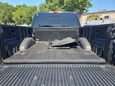Used 2018 Ford F150 XLT w/ Equipment Group 302A Luxury AWD/4WD image 12