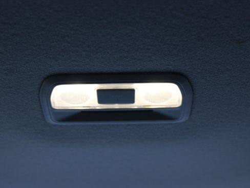 Used 2025 Nissan Kicks SV image 37