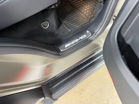 Used 2025 Mercedes-Benz G 63 AMG 4MATIC image 94