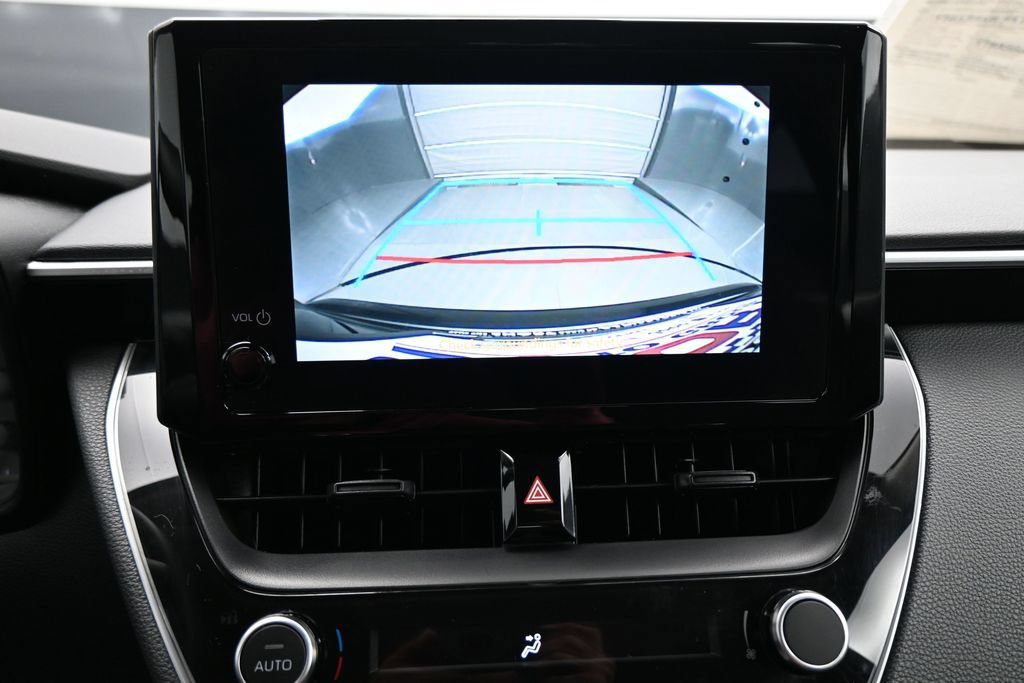 Used 2024 Toyota Corolla LE FWD image 22