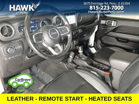 Used 2022 Jeep Wrangler Unlimited Sahara AWD/4WD image 15