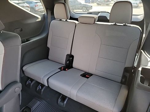 New 2026 Chevrolet Traverse LT w/ Driver Confidence Package image 11