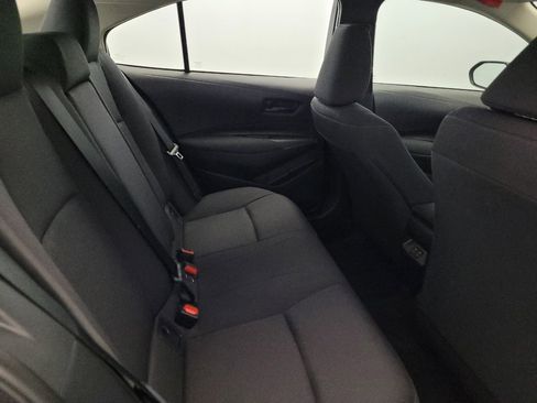 Used 2025 Toyota Corolla LE FWD image 19