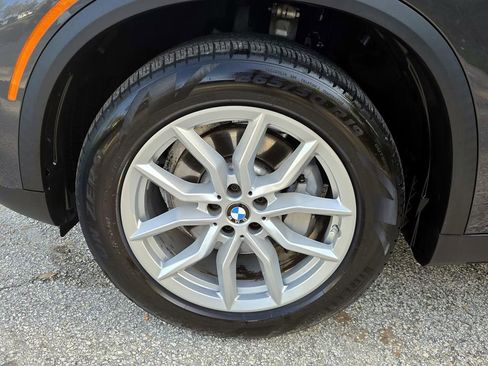 Used 2021 BMW X5 sDrive40i w/ Premium Package 3 image 8