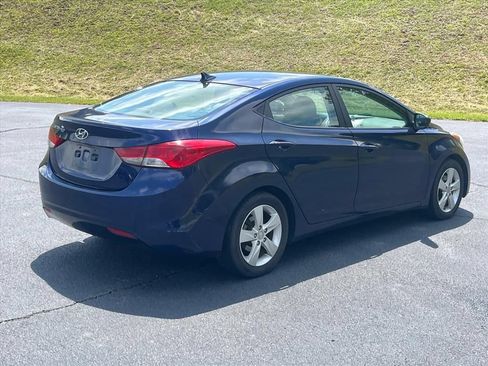 Used 2013 Hyundai Elantra GLS FWD image 5