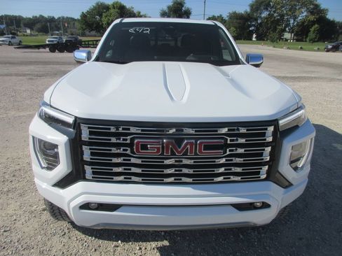 New 2026 GMC Canyon Denali AWD/4WD image 11