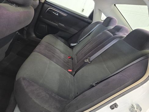 Used 2013 Nissan Altima 2.5 SV image 29