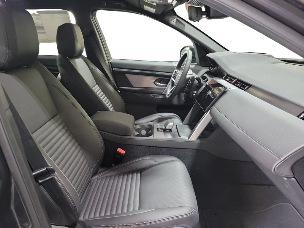 New 2024 Land Rover Discovery Sport Dynamic SE AWD/4WD image 29