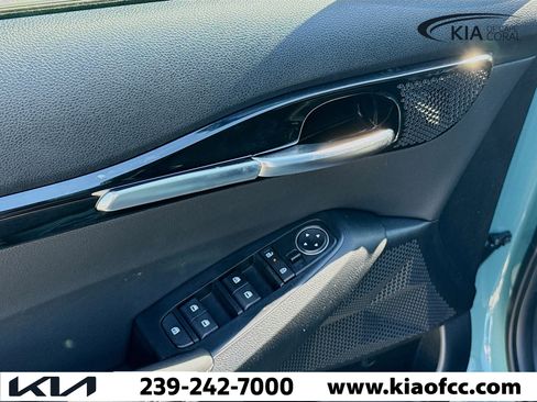 New 2026 Kia Seltos EX image 22