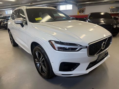 Used 2019 Volvo XC60 T8 R-Design w/ Advanced Package AWD/4WD image 7