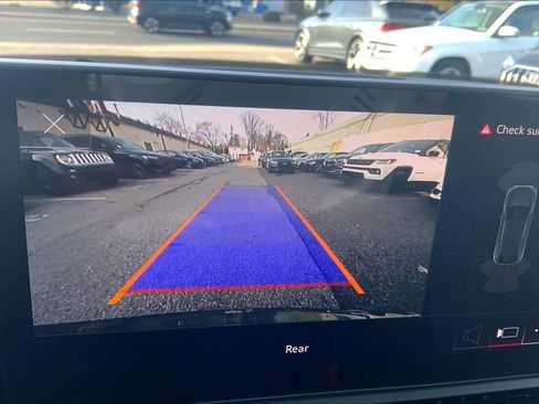 Certified 2023 Audi Q5 2.0T Premium w/ Convenience Package image 29