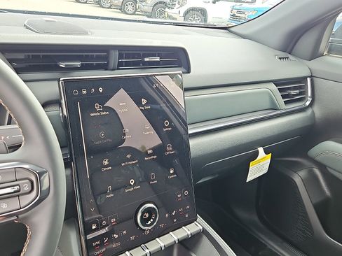 New 2027 GMC Terrain AT4 w/ Convenience Package III AWD/4WD image 18
