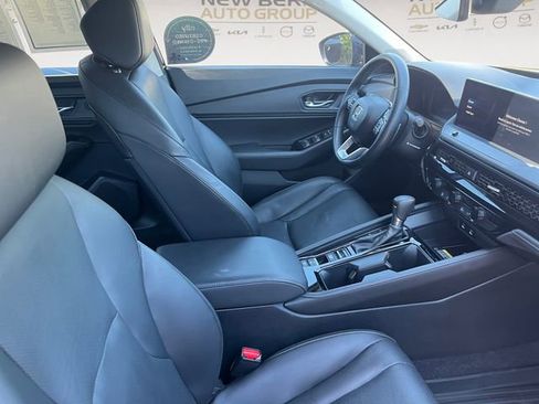 Used 2024 Honda Accord Touring image 15
