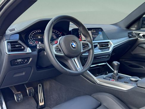 Used 2022 BMW M4 Coupe image 8