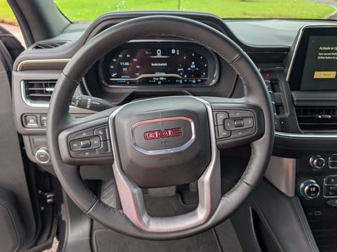 Used 2024 GMC Yukon SLE RWD image 53