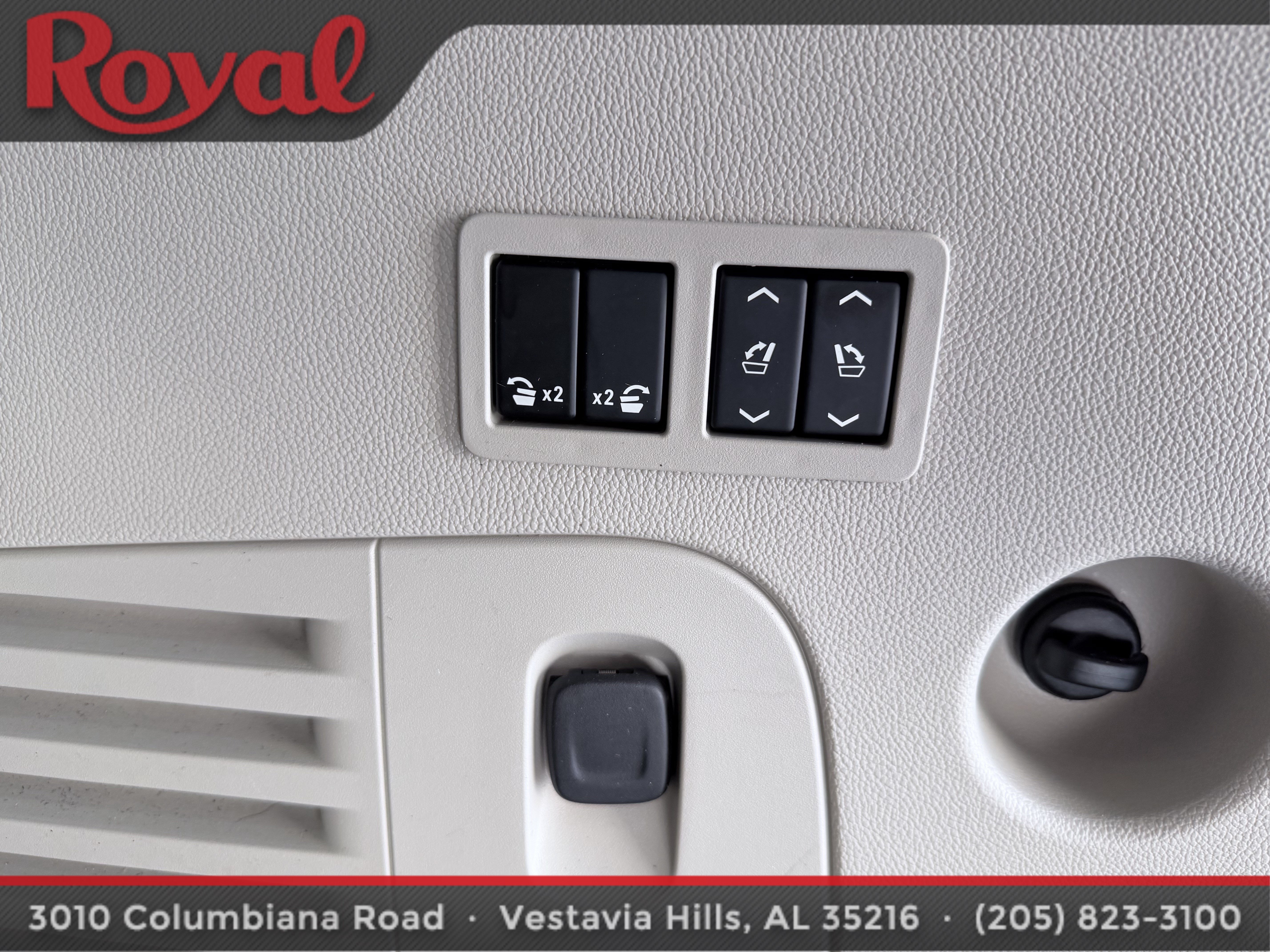 Used 2020 GMC Yukon Denali w/ Denali Ultimate Package AWD/4WD image 8