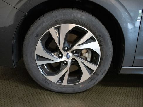 Used 2024 Subaru Legacy AWD/4WD image 9