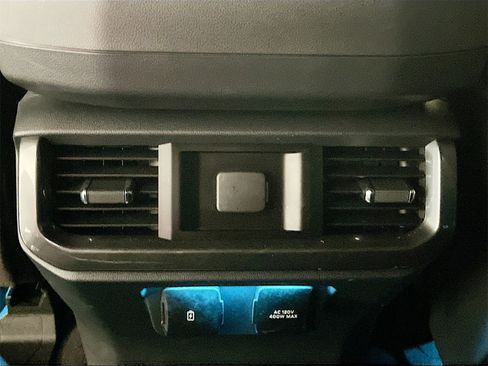 Used 2023 Ford F150 Lariat image 26