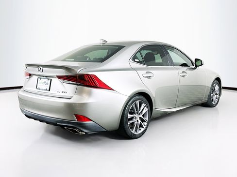 Used 2018 Lexus IS 300 w/ Accessory Package 2 RWD image 9