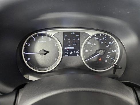 New 2025 Nissan Kicks S image 30