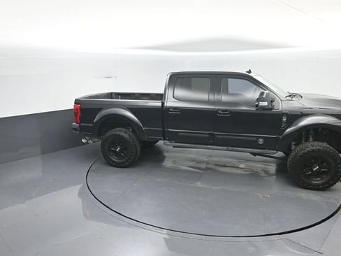 Certified 2019 Ford F250 Lariat w/ Lariat Ultimate Package AWD/4WD image 9