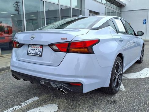 Used 2024 Nissan Altima 2.5 SR FWD image 21