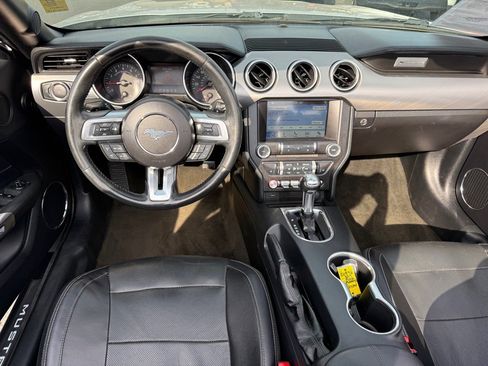 Used 2018 Ford Mustang Premium image 18