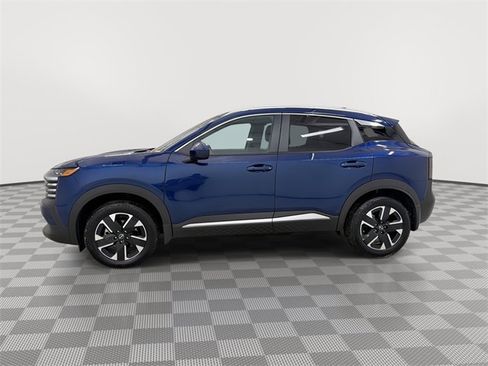 Certified 2025 Nissan Kicks SV w/ SV Premium Package image 7