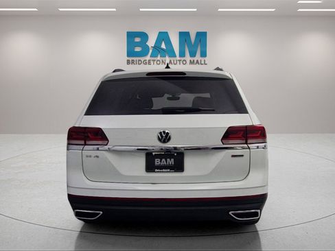 Used 2021 Volkswagen Atlas SE w/ Panoramic Sunroof Package image 6
