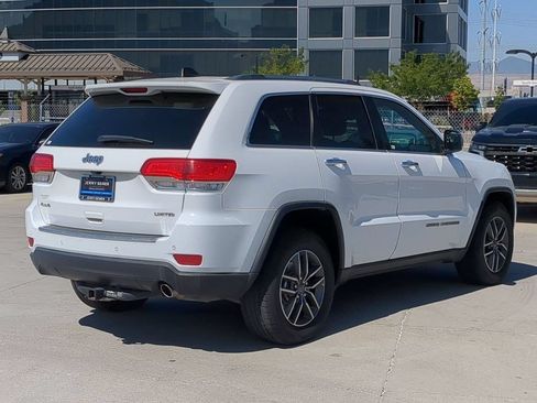 Used 2019 Jeep Grand Cherokee Limited AWD/4WD image 6