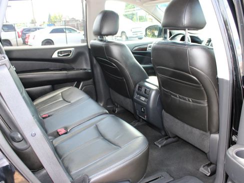 Used 2013 Nissan Pathfinder SL w/ SL Premium Pkg AWD/4WD image 16