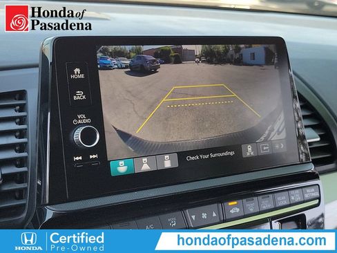 Certified 2026 Honda Odyssey Touring image 16
