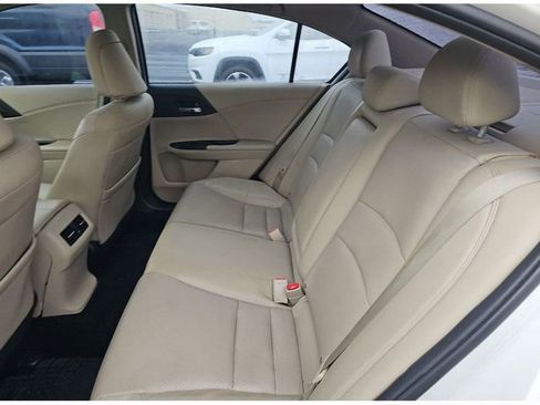 Used 2017 Honda Accord EX-L image 8