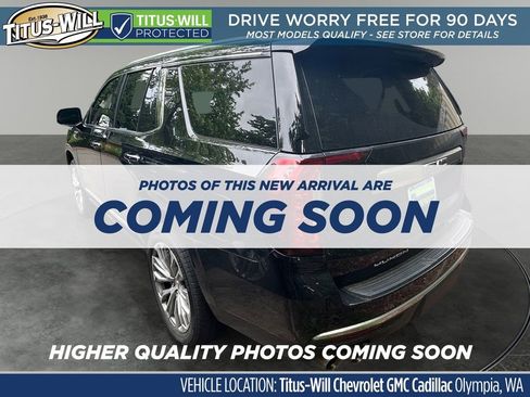Used 2021 GMC Yukon Denali w/ Denali Premium Package AWD/4WD image 3